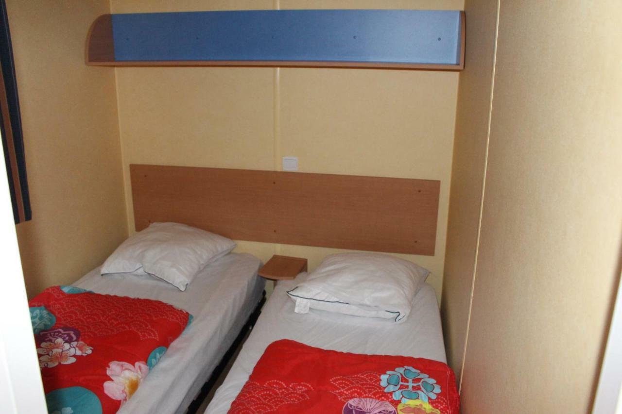 Camping Du Pontis Verteillac Exterior photo