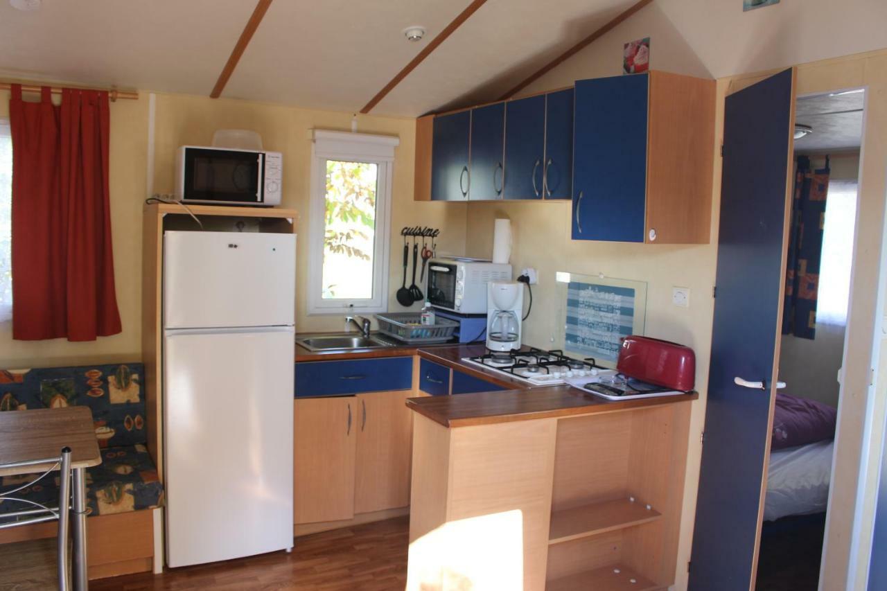 Camping Du Pontis Verteillac Exterior photo